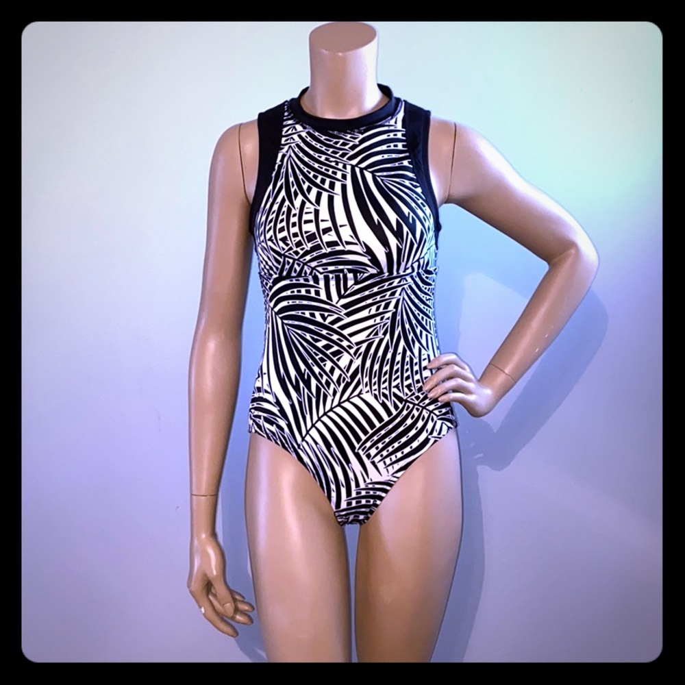 NWT Tommy Bahama Active Back Half Zip one piece